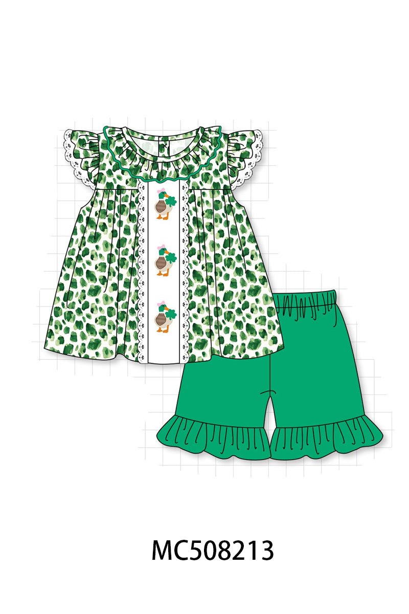 PO64 Green duck clover embroidery collection